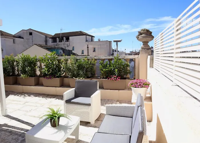 Dante 2 לינה וארוחת בוקר