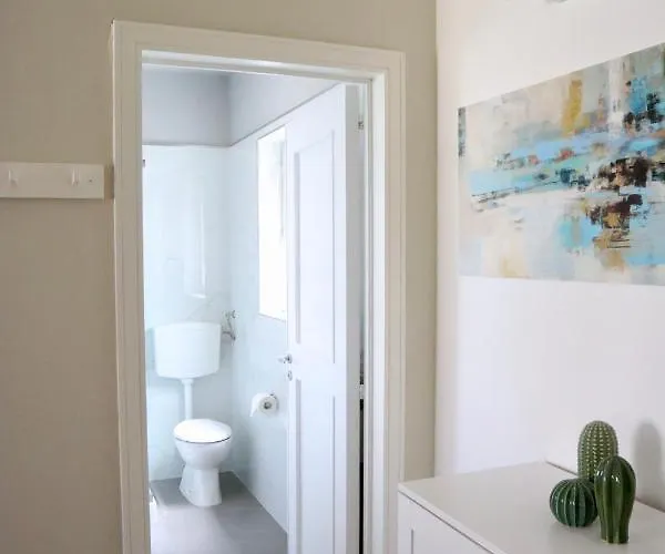 Dante 2 לינה וארוחת בוקר טורי